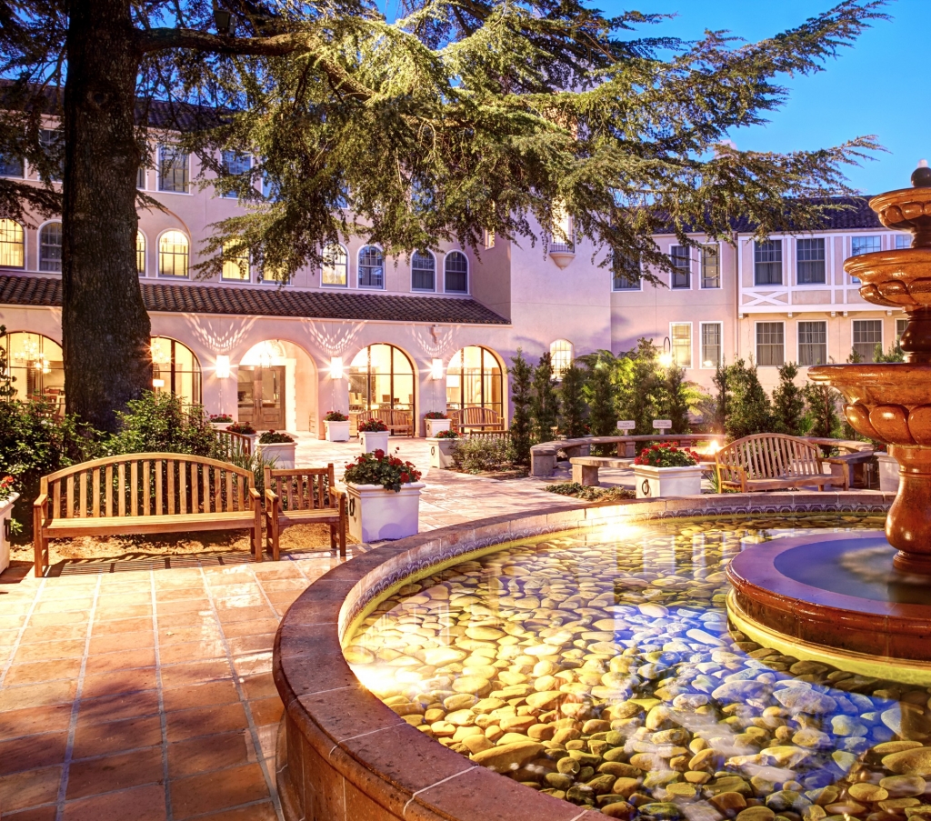 Fairmon Sonoma mission inn fountain