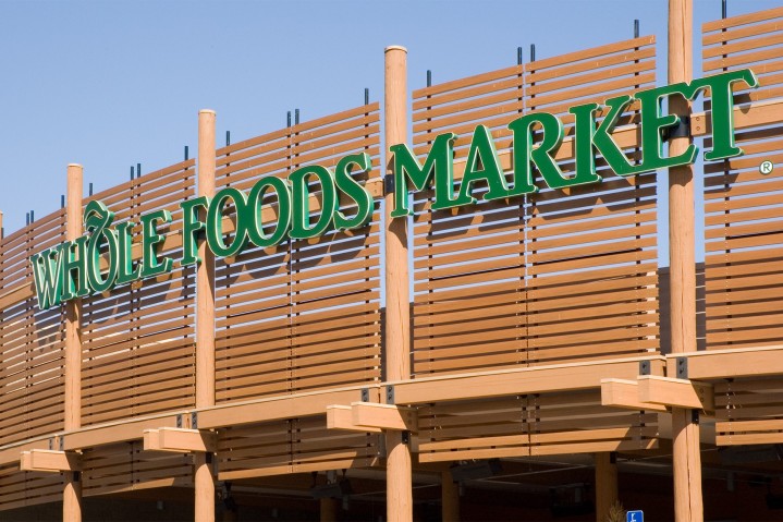 whole foods petaluma phone number